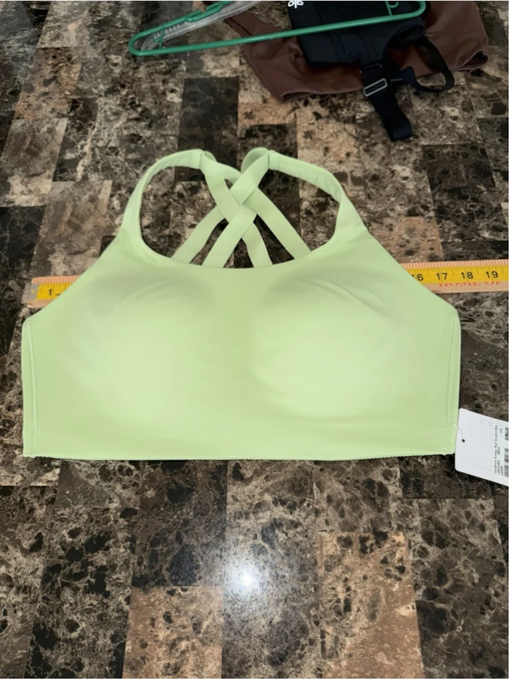 LULULEMON ENERGY HIGH SUPPORT BRA LEMONGRASS SIZE 38DD NWT